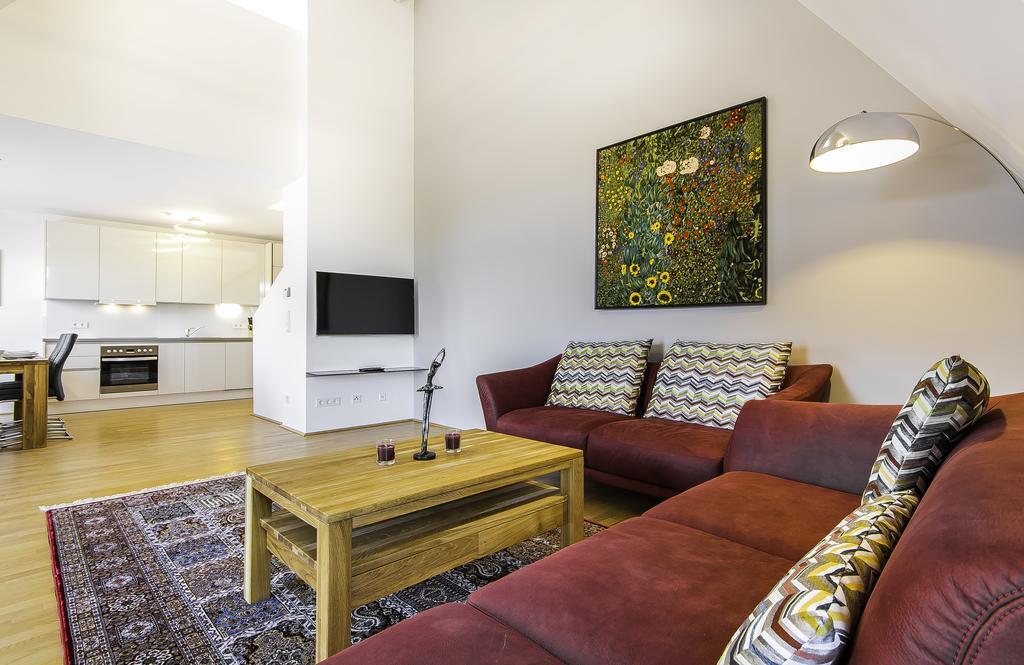 Abieshomes Serviced Apartments - Messe Prater Виена Стая снимка